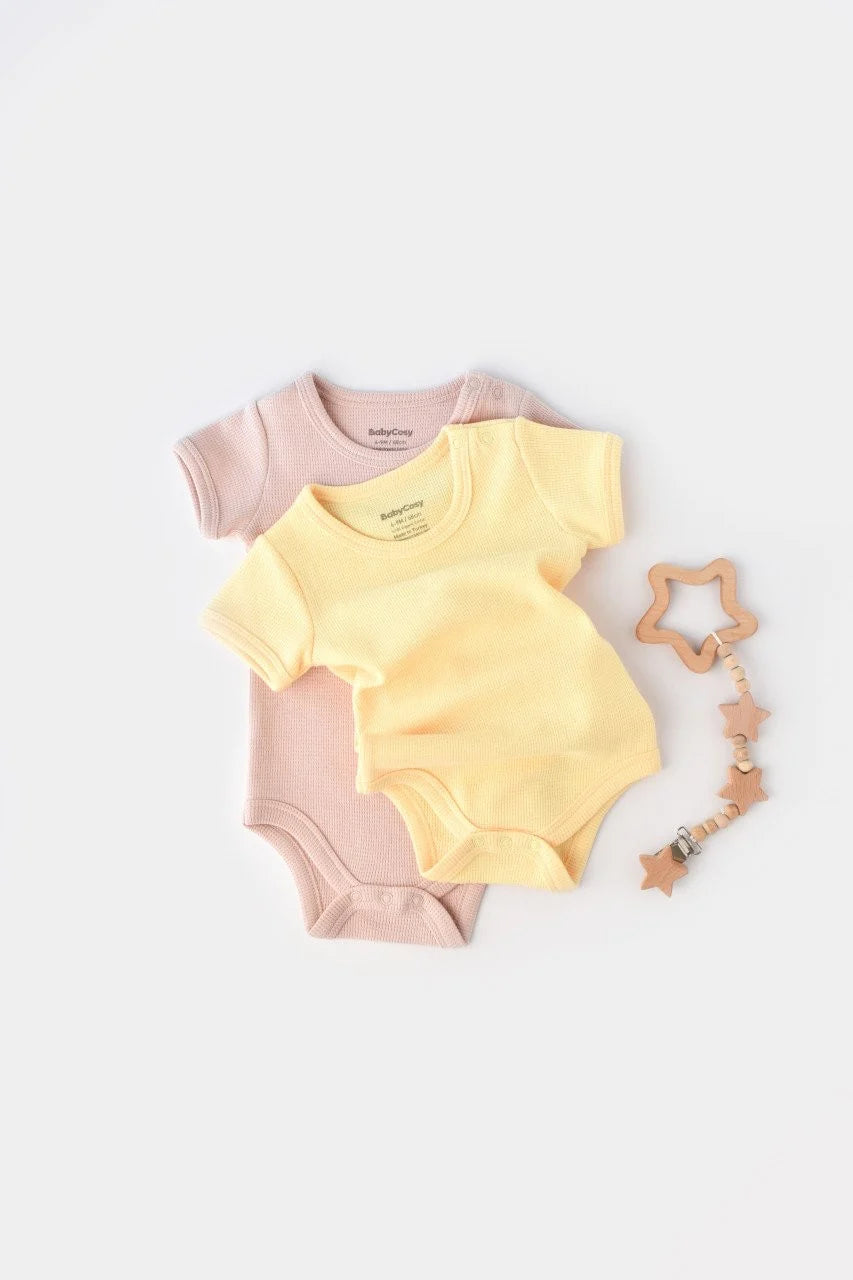 Set 2 body-uri bebe unisex -100% bumbac organic - Galben/Roz, BabyCosy