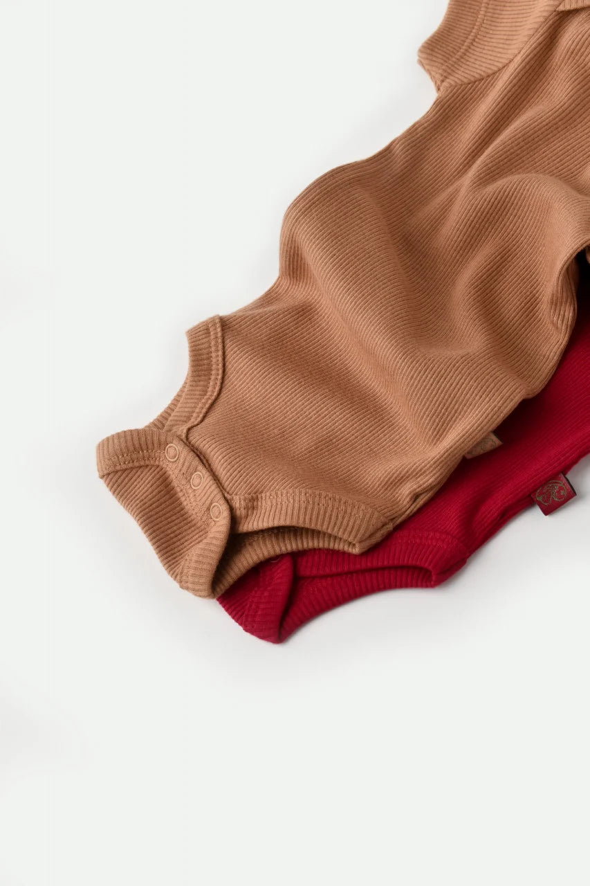Set 2 body-uri bebe unisex din bumbac organic si modal - Maro/Rosu, BabyCosy