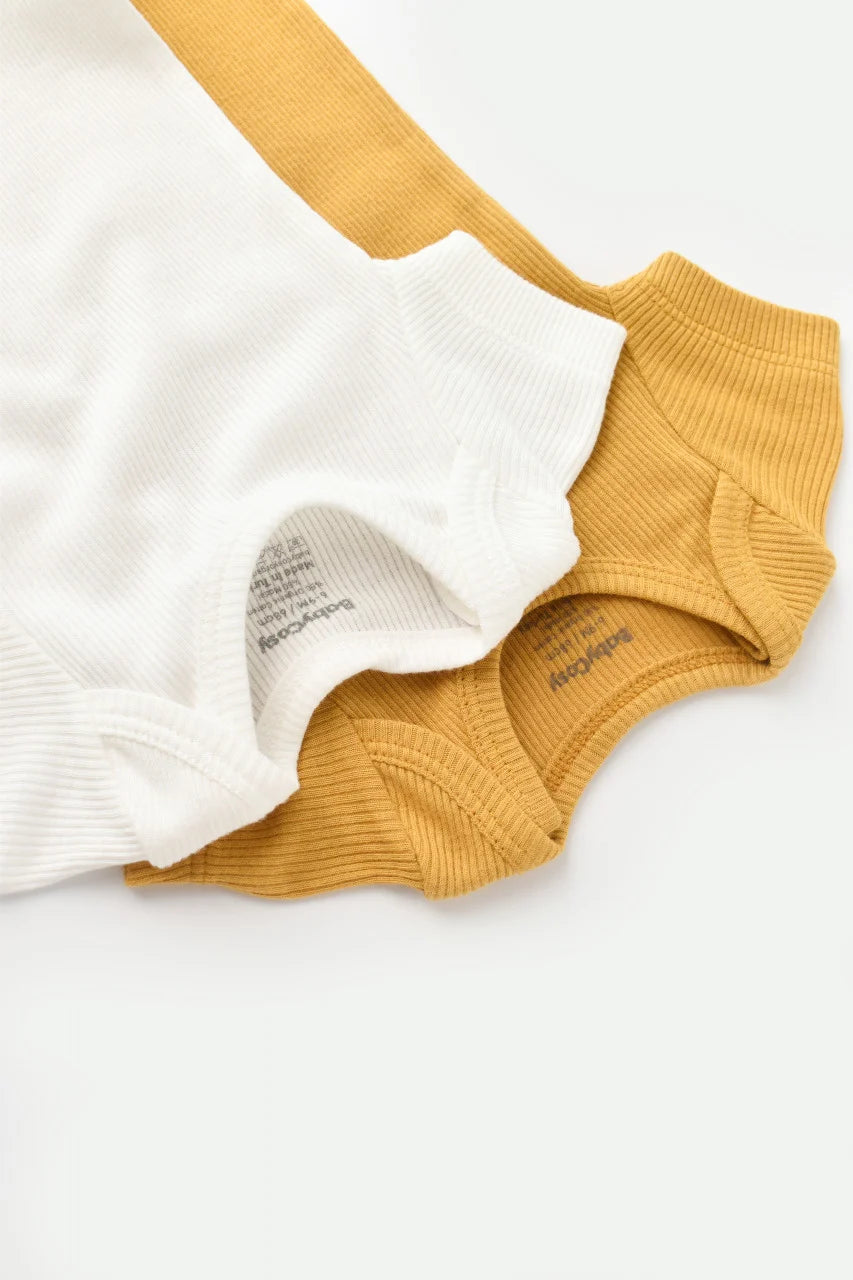 Set 2 body-uri bebe unisex din bumbac organic si modal - Mustar/Ecru, BabyCosy