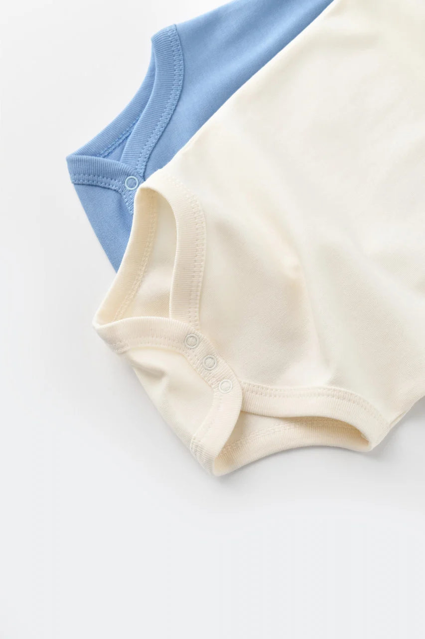 Set 2 body-uri fara maneci bebe unisex -100% bumbac organic - Ecru/Bleu, BabyCosy