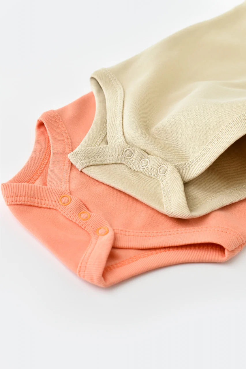 Set 2 body-uri fara maneci bebe unisex -100% bumbac organic - Roz/Crem, BabyCosy